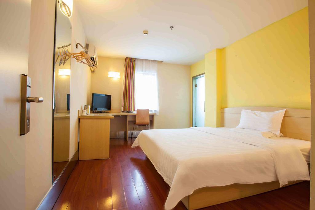 7Days Inn Foshan Zumiao Baihua Plaza Екстериор снимка