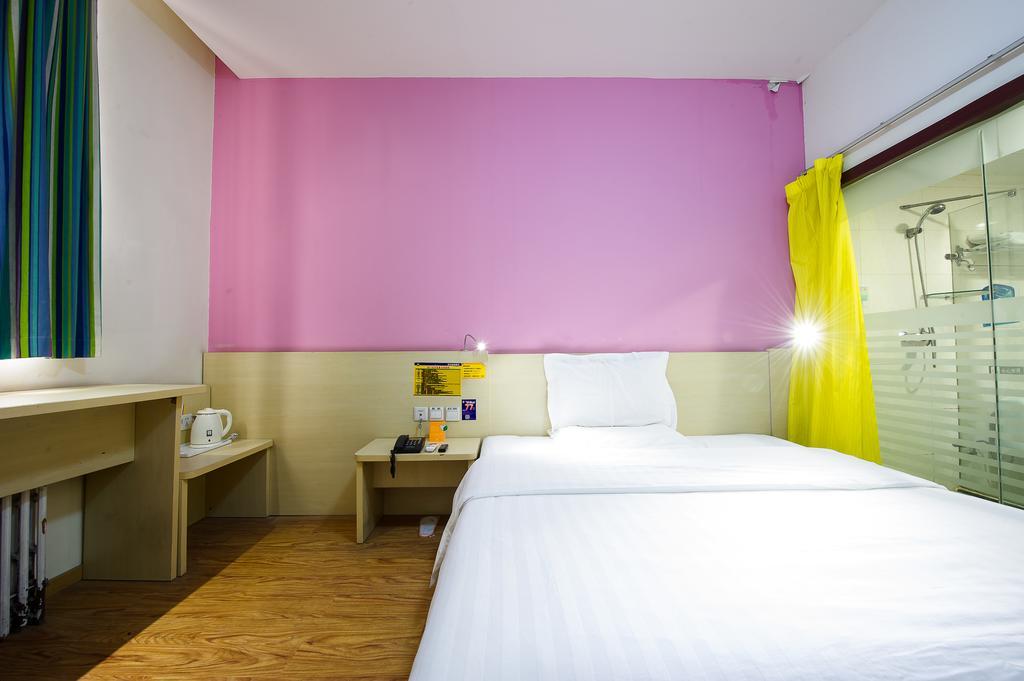7Days Inn Foshan Zumiao Baihua Plaza Стая снимка